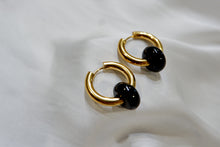 Load image into Gallery viewer, THE BLACK ONYX HOOPS
